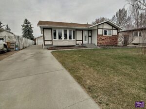 4 Bedroom House For Sale NW Edmonton
